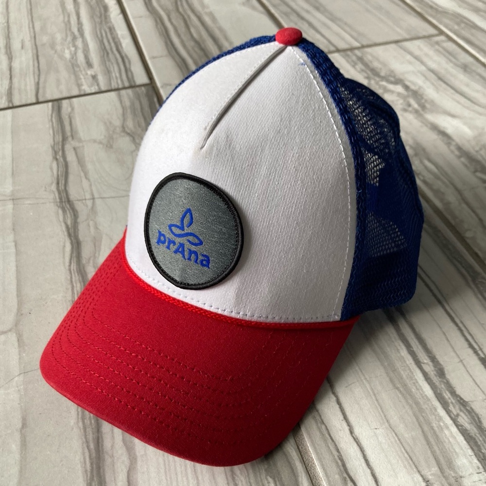 NWOT Prana trucker SnapBack.